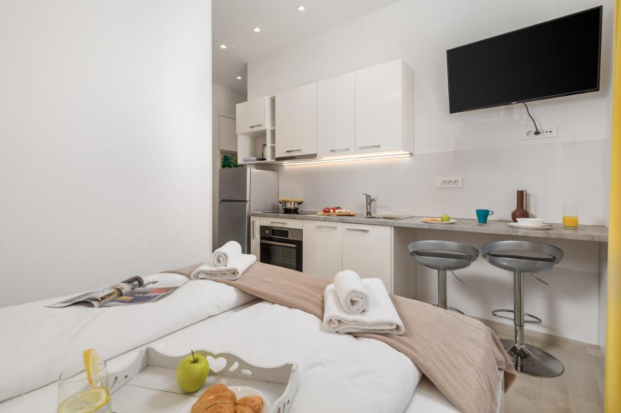 Lux Apartments Rijeka Buitenkant foto